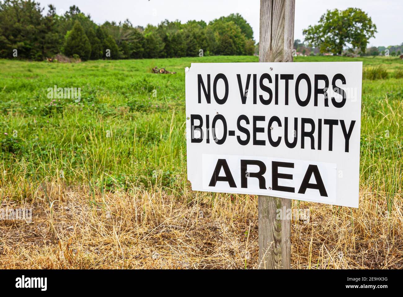 Alabama Oakville sign no visitors bio-security area danger,chemicals poisons agricultural experiments,University of Alabama, Stock Photo