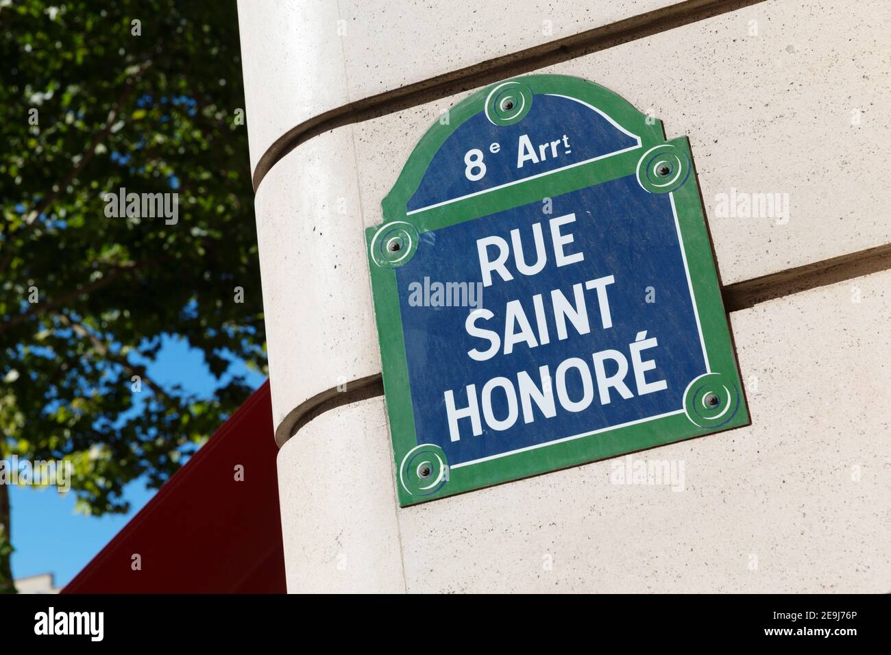 Paris, France Sign for Rue Saint Honore, Paris' famous luxury shopping street Stock Photo Alamy