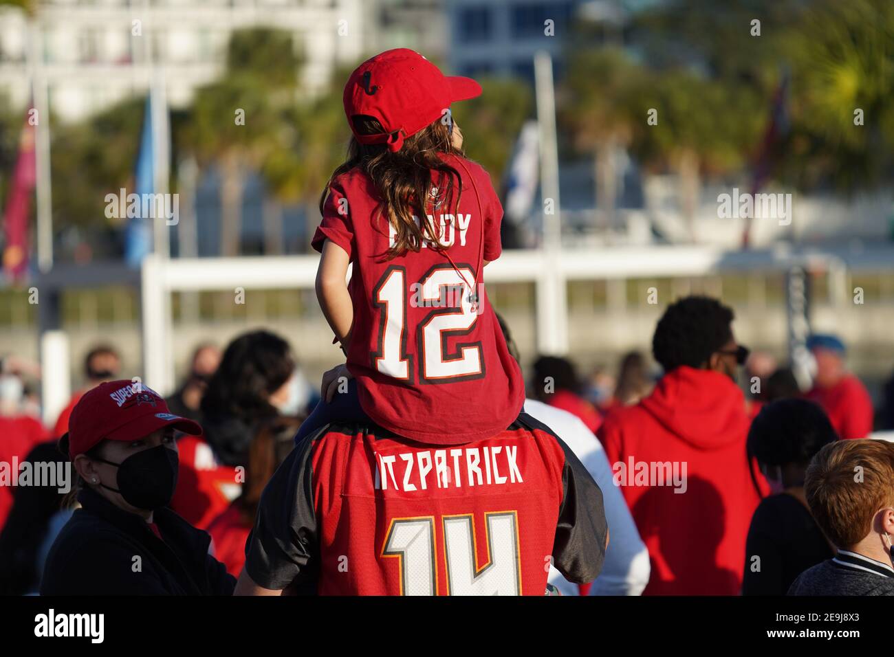 Tom brady jersey girls sale