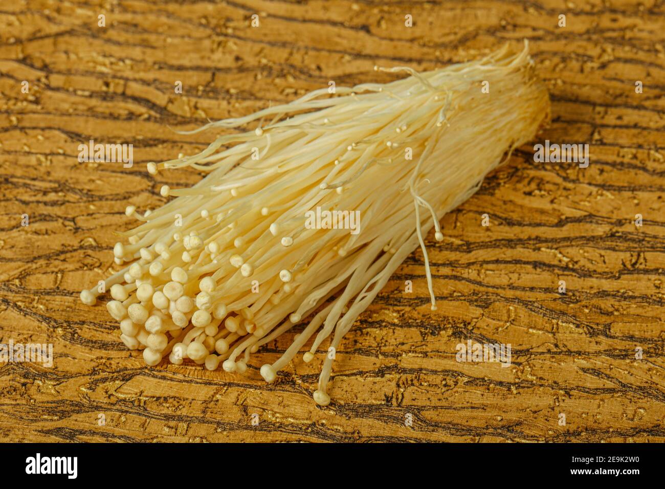 Superfood Raw Enoki mushrooms Asian cuisine Stock Photo Alamy