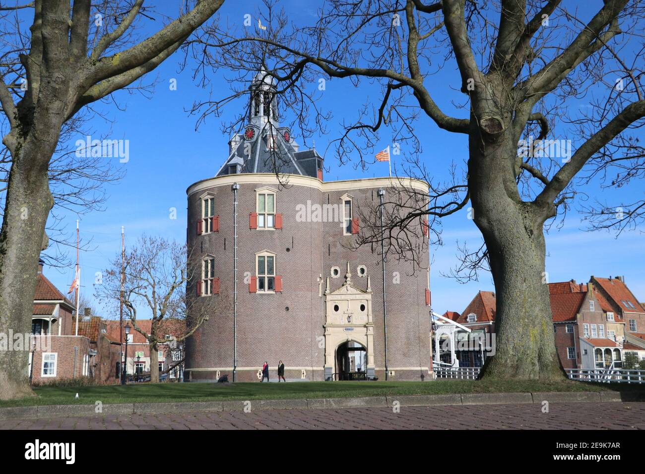 Drommedaris tower at the harbour in historic city centre in winter Enkhuizen, Noord-Holland, Netherlands, January 2021 Stock Photo