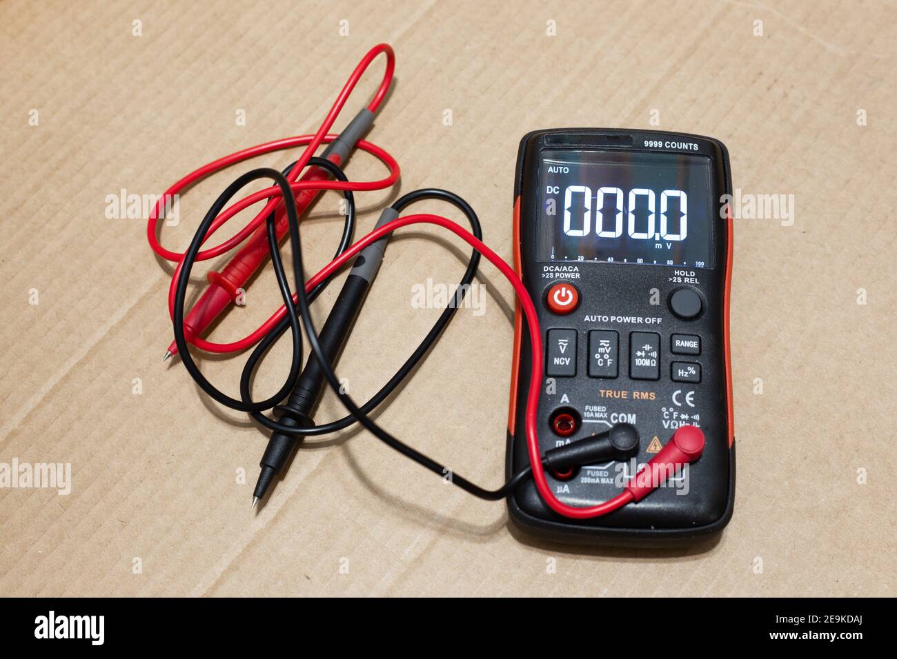 multimeterelectronic measuring device for measuring current, voltage
