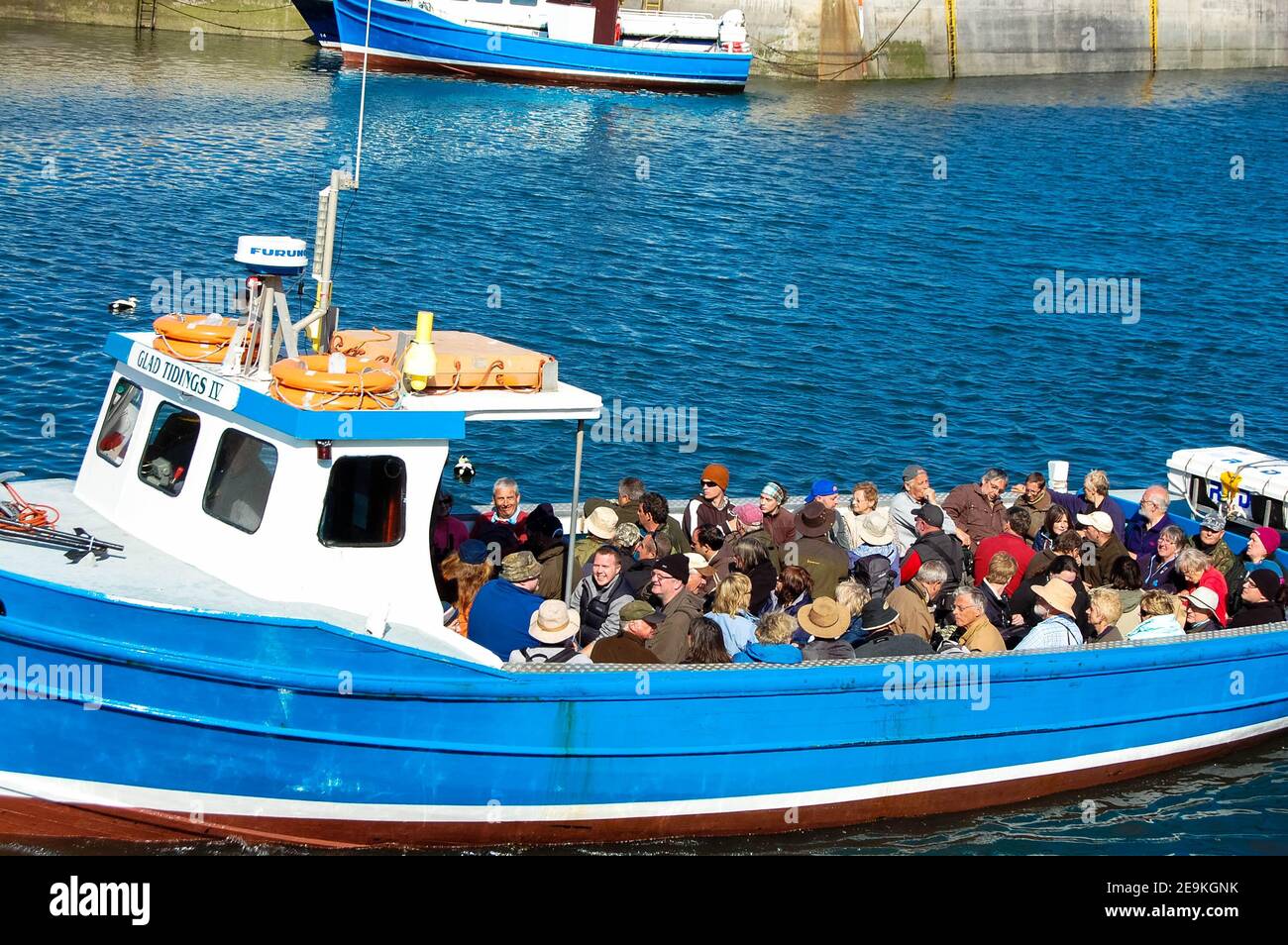 people on a Boat trip to Farne Island Northumberland Stock Photo - Alamy