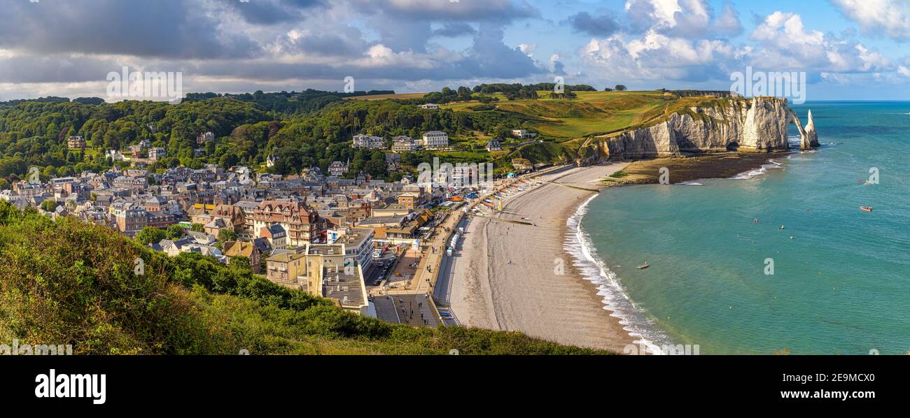 Etretat france port hi-res stock photography and images - Alamy