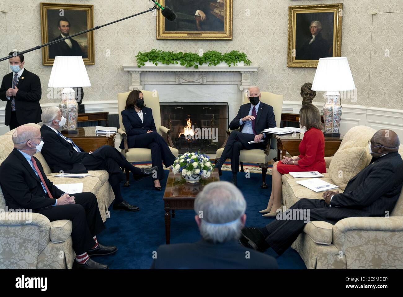 Washington, United States. 05th Feb, 2021. U.S. President Joe Biden, center right, and Vice President Kamala Harris, meet with, from right, House Majority Whip James Clyburn, Speaker of the House Nancy Pelosi, House Major-ity Leade-r Steny Hoyer, and Representative Peter DeFazio in the Oval Office of the White House in Washington on Friday, February 5, 2021. Pool Photo by Stefani Reynolds/UPI Credit: UPI/Alamy Live News Stock Photo