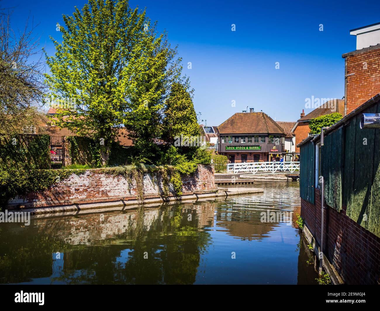 The Kennet and Avon canal enters the centre of Newbury Berkshire Stock Photo