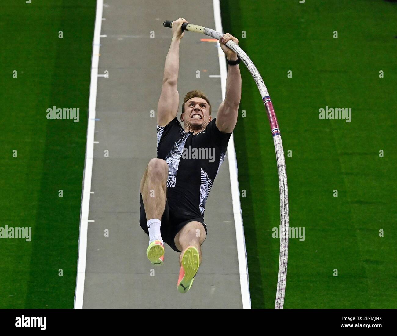 Athletics Istaf Berlin Athletics Indoor Meeting Mercedes Benz Arena Berlin Germany February 5 2021 Poland S Piotr Lisek In Action During The Men S Pole Vault Pool Via Reuters Tobias Schwarz Stock Photo Alamy