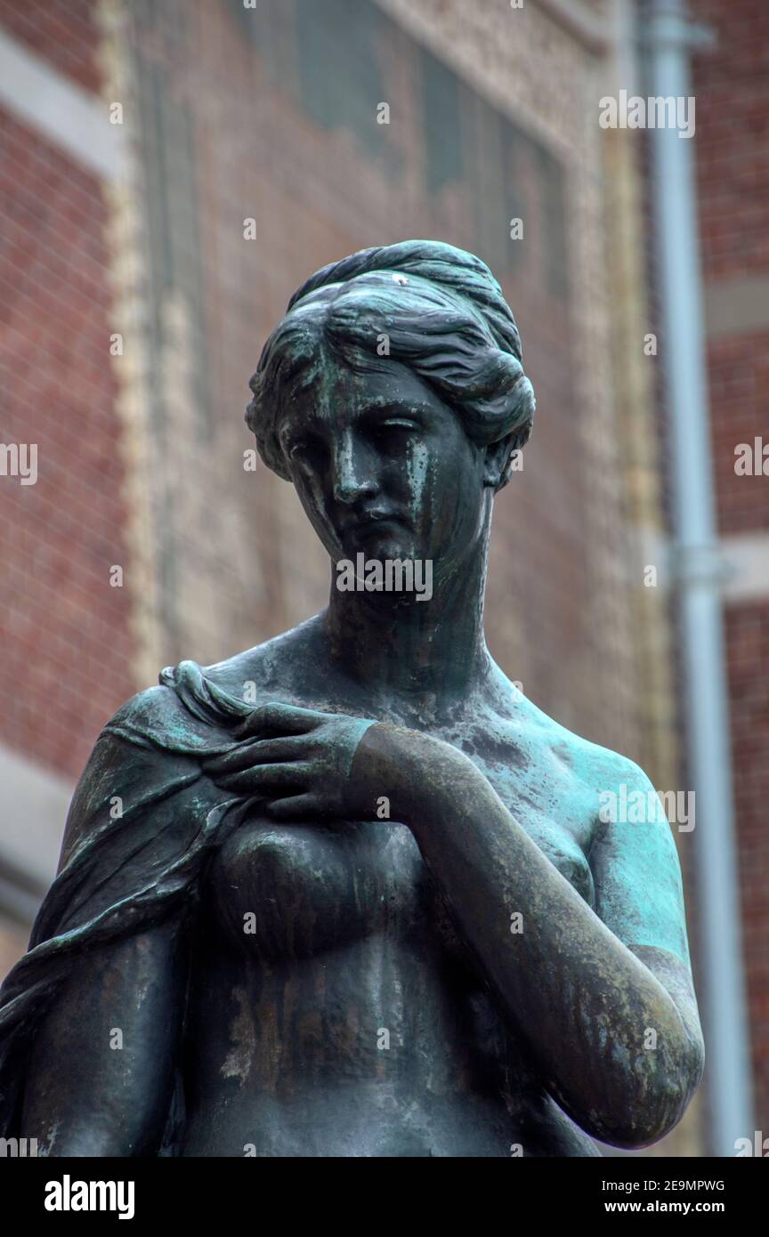 Sculpture Of Goddess Diana Hi Res Stock Photography And Images Page 6 Alamy