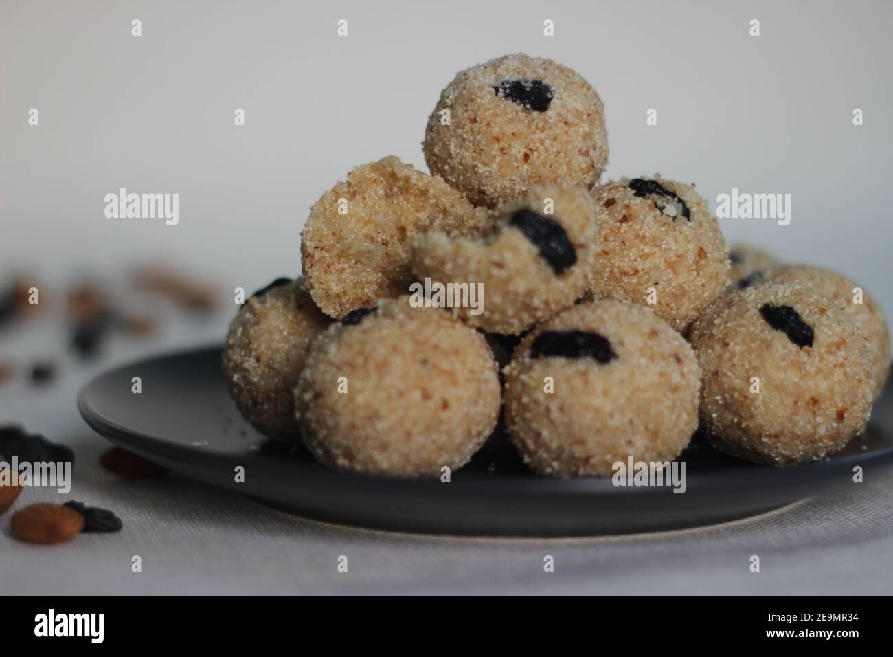 Rava laddu is a South Indian Sweet made with semolina, sugar, ghee ...