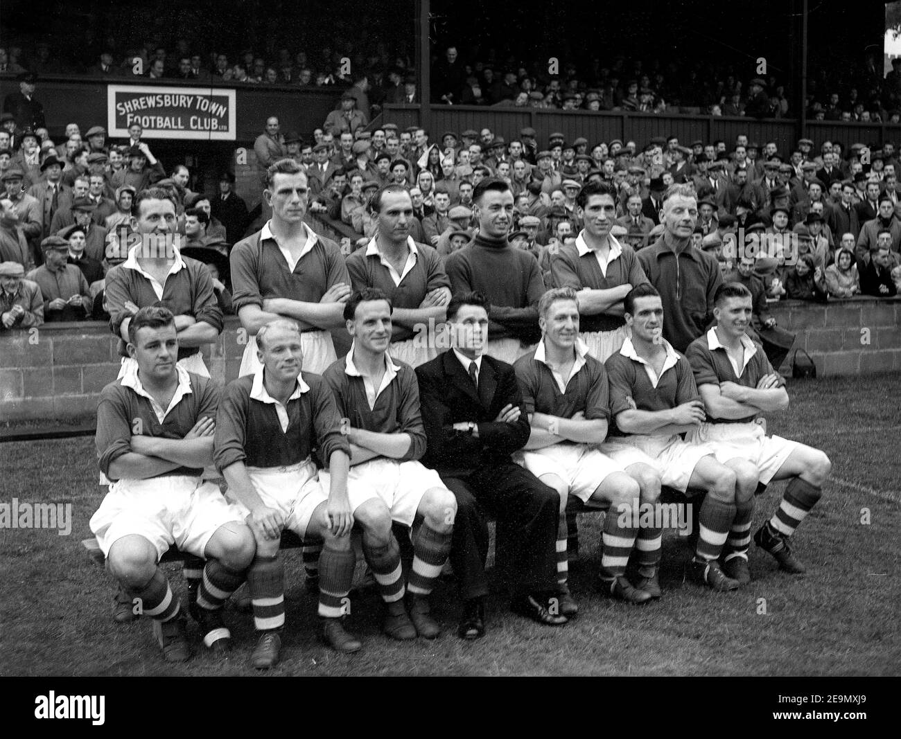 Chic Bates Shrewsbury Town 1951-52 football team with Manager Sammy Crooks and ...