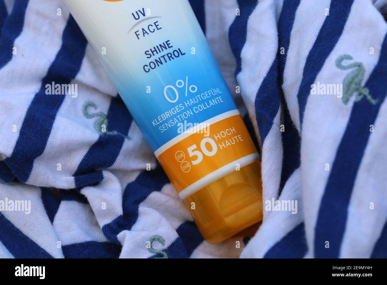 Sun cream face hi-res stock photography and images - Alamy