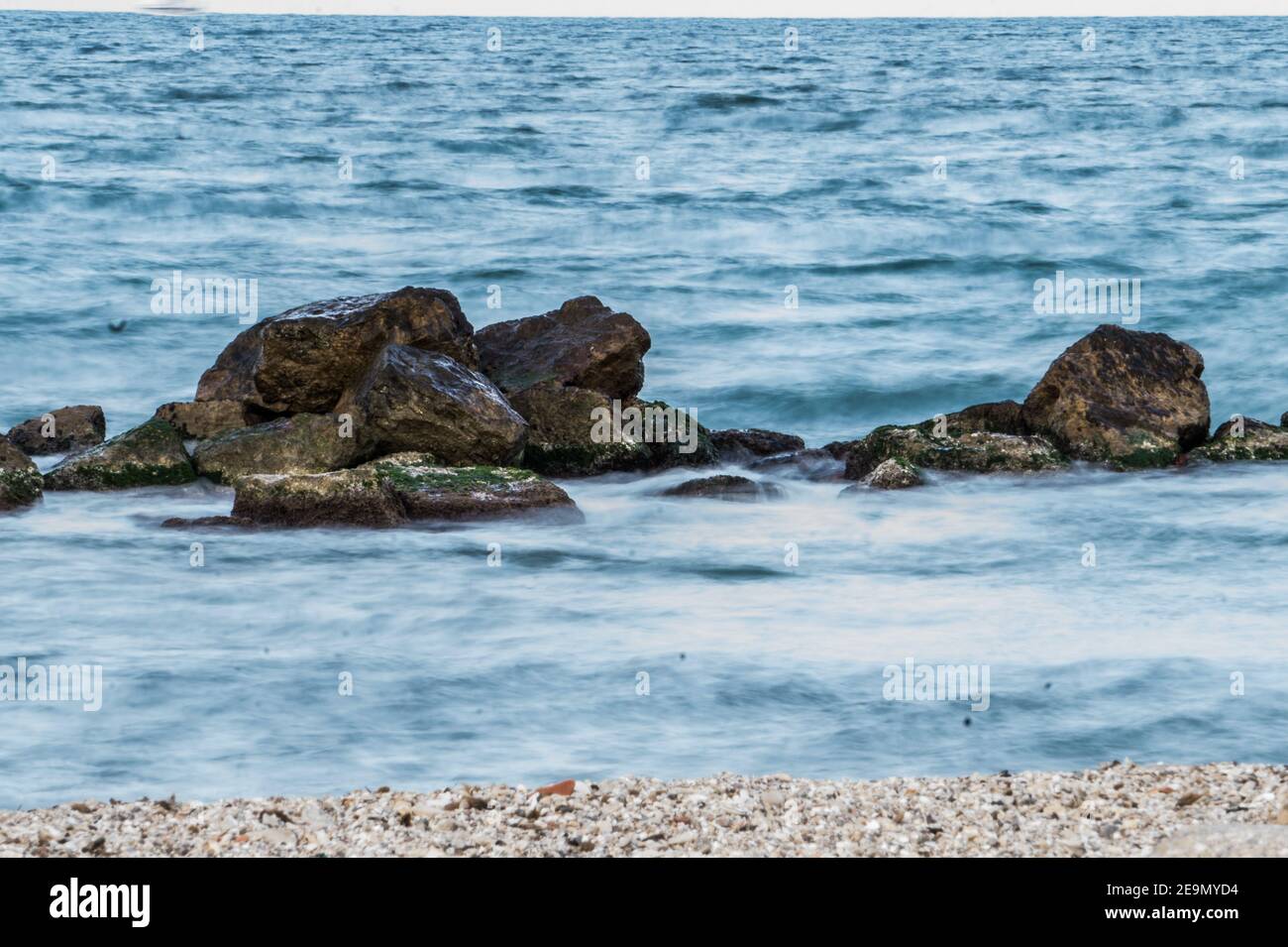 View huge sea rocks hi-res stock photography and images - Alamy