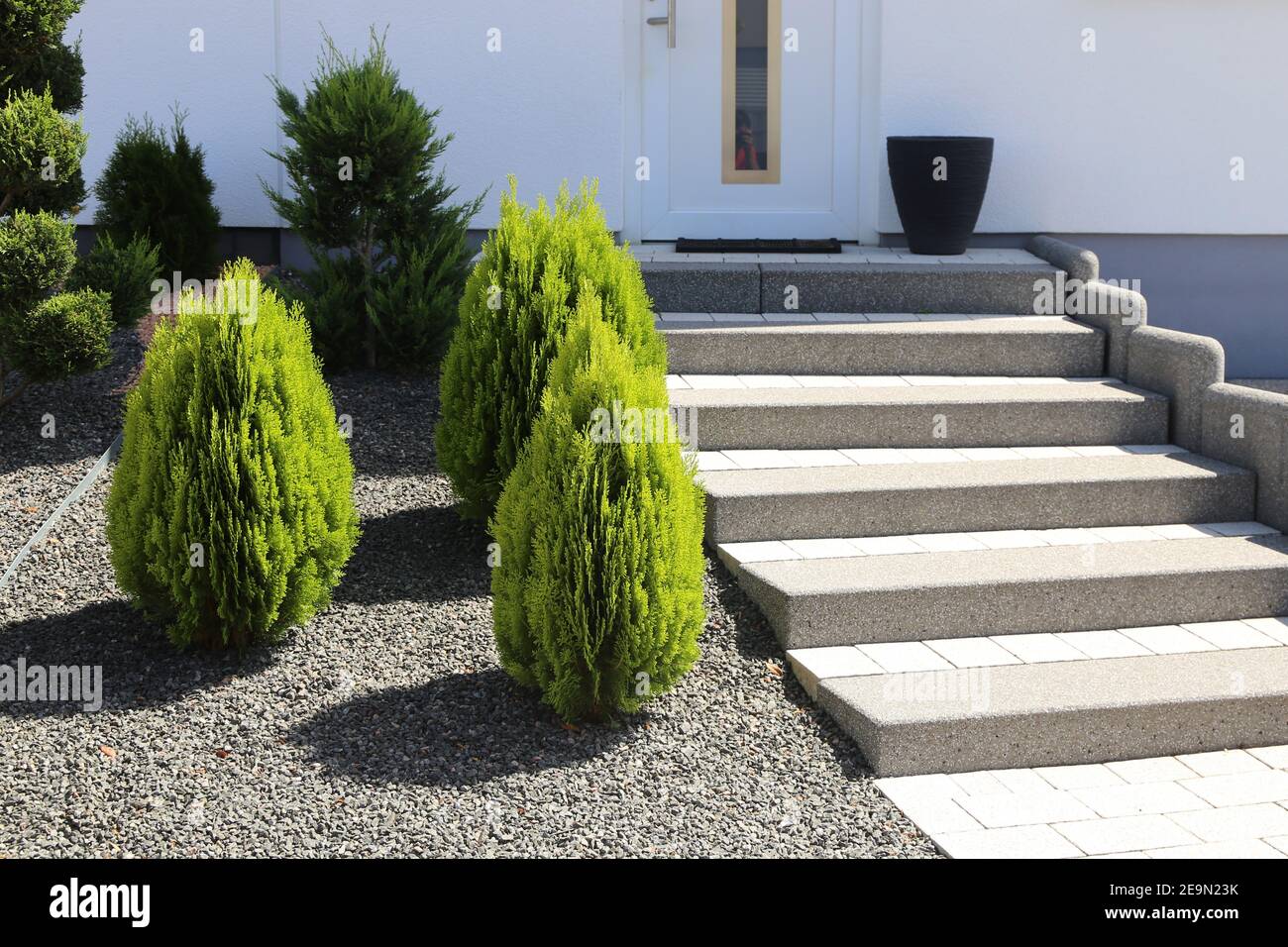 Gravel steps hi-res stock photography and images - Alamy