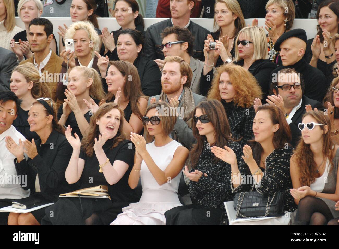Victoria Beckham attends the presentation of the Chanel Spring-Summer 2007  Ready-to-Wear collection in the Grand Palais in Paris, France on October 6,  2006. Photo by Khayat-Nebinger-Orban-Tamallah/ABACAPRESS.COM Stock Photo -  Alamy