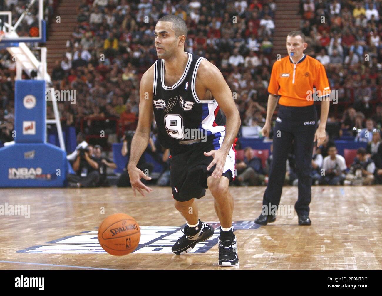 San Antonio Spurs' Tony Parker during an exhibition match at the Bercy  Stadium in Paris, France on October 8, 2006. San Antonio Spurs is in Paris  as part of NBA Europe Live