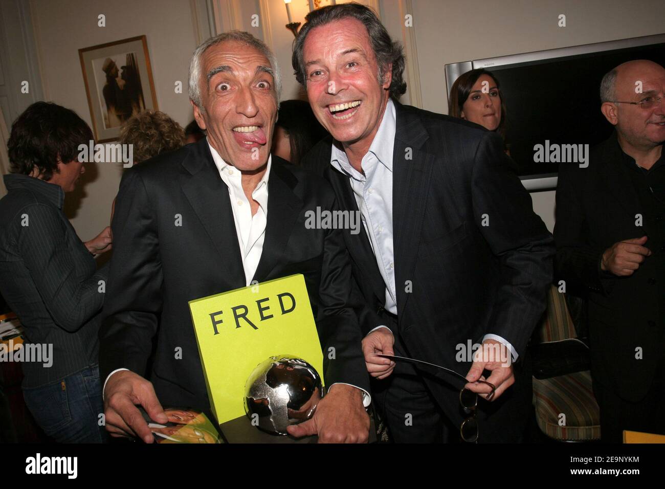 Actors Gerard Darmon and Michel Leeb pose during the 2006 'Jean Gabin ...