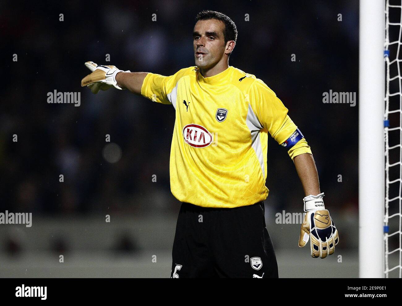 Bordeaux' Ulrich Rame during the UEFA Champions League, Group C, Girondins de Bordeaux vs Liverpool FC at the Stade Chaban-Delmas in Bordeaux, France on October 18, 2006. Liverpool won 1-0. Photo by Christian Liewig/ABACAPRESS.COM Stock Photo