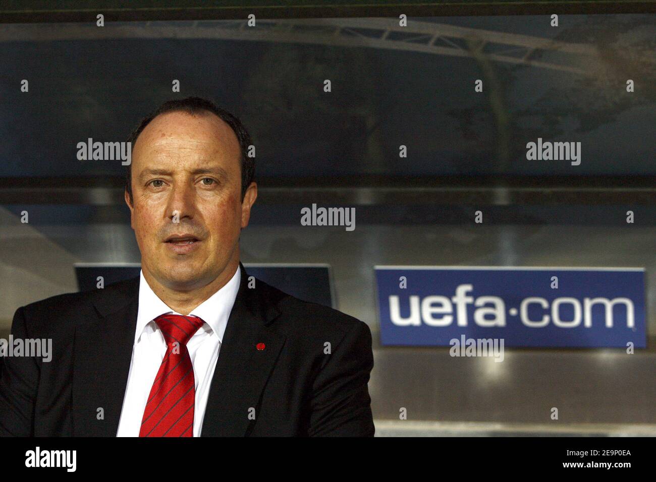 Liverpool's coach Rafael Benitez during the UEFA Champions League, Group C, Girondins de Bordeaux vs Liverpool FC at the Stade Chaban-Delmas in Bordeaux, France on October 18, 2006. Liverpool won 1-0. Photo by Christian Liewig/ABACAPRESS.COM Stock Photo