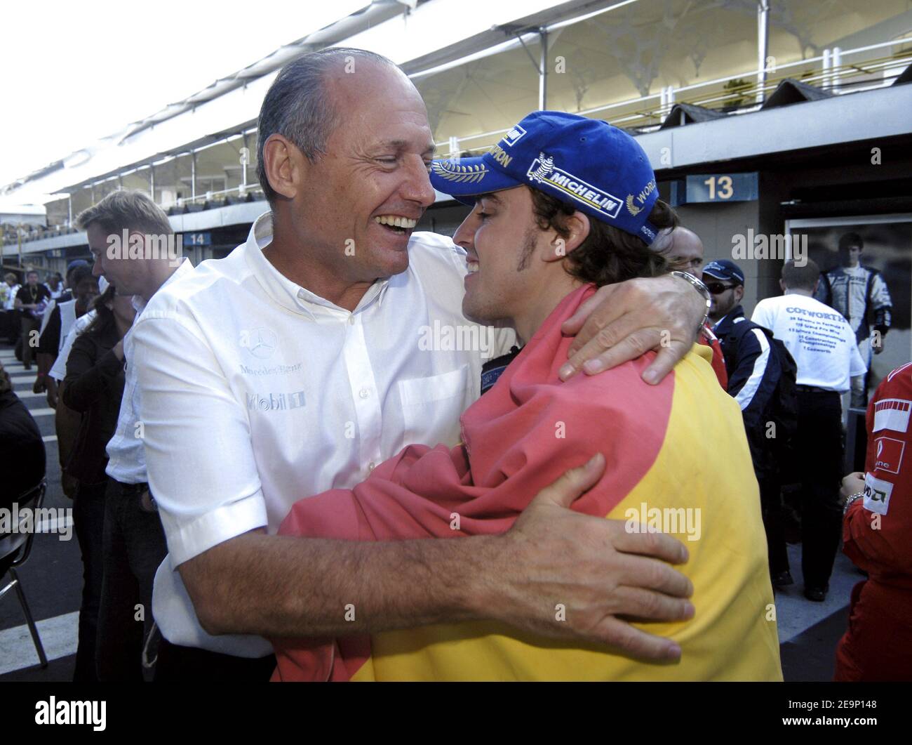 Fernando alonso hotsell ron dennis
