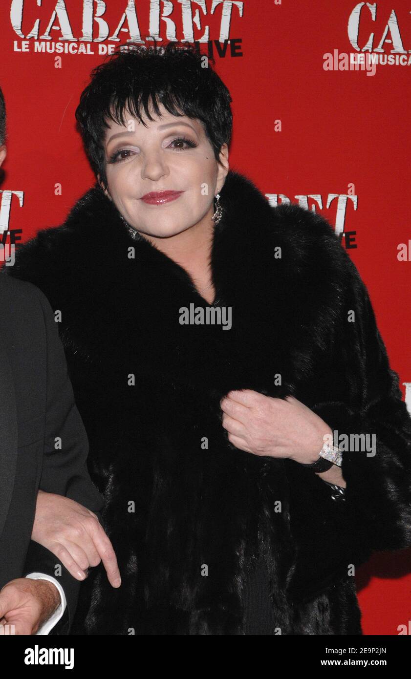 US singing and acting legend Liza Minnelli attends the Gala premiere for the French version of Broadway's smash hit 'Cabaret', held at the Folies Bergere theatre in Paris, France, on October 26, 2006. Photo by Nicolas Khayat/ABACAPRESS.COM Stock Photo