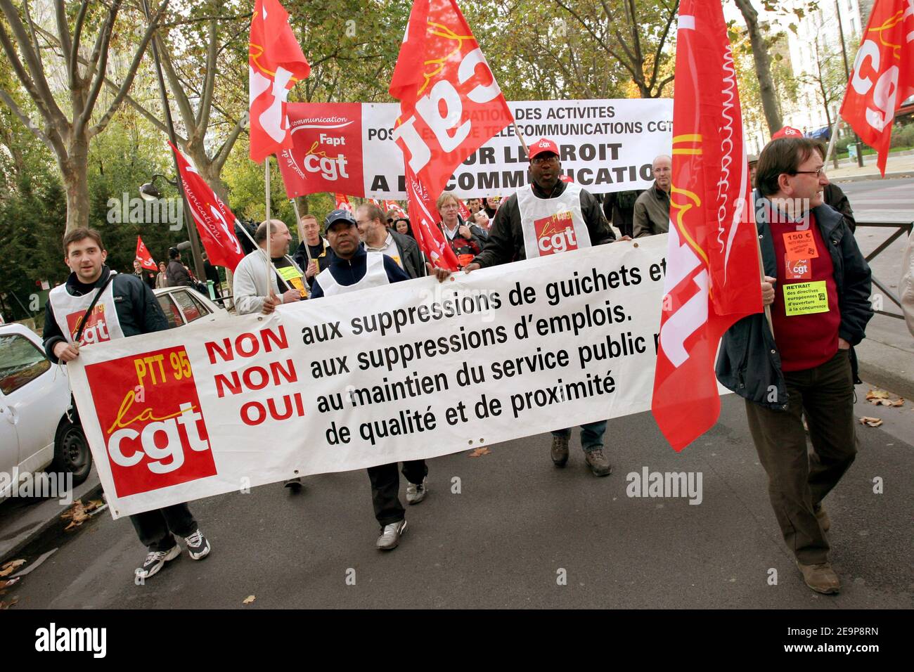Hundreds of postal employees protest in Paris, France on November 14, 2006. They manifest against new rules established by the European Union authorities which stipulate that all mail service in Europe will be deregulate starting in 2009. Photo by Nicolas Chauveau/ABACAPRESS.COM Stock Photo