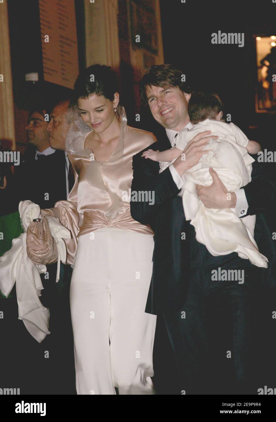 Tom Cruise And Katie Holmes With Baby Suri Arrive At Their Pre Wedding Party At Restaurant Nino In Rome Italy On November 16 06 Photo By Abacapress Com Stock Photo Alamy