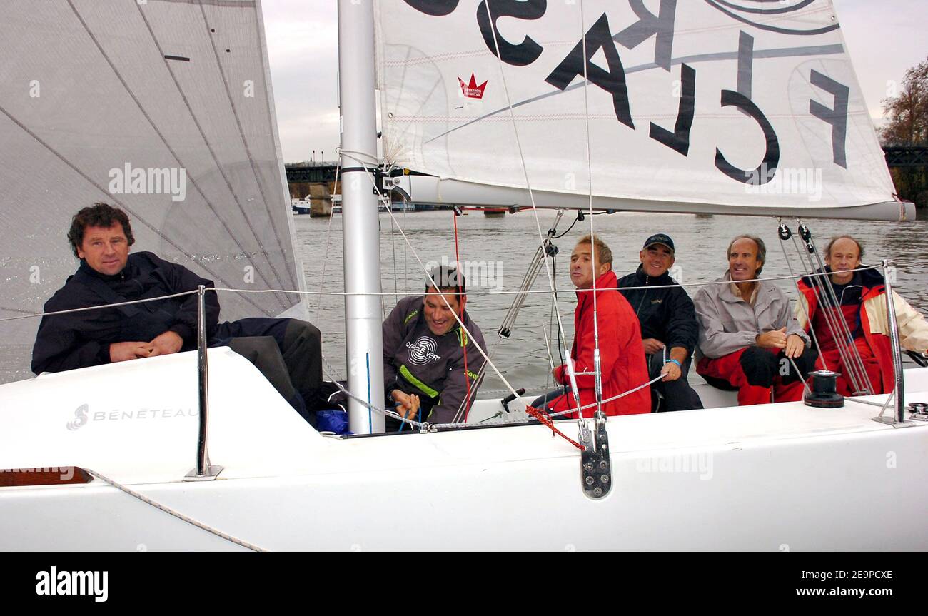 Bateau de route hi-res stock photography and images - Alamy
