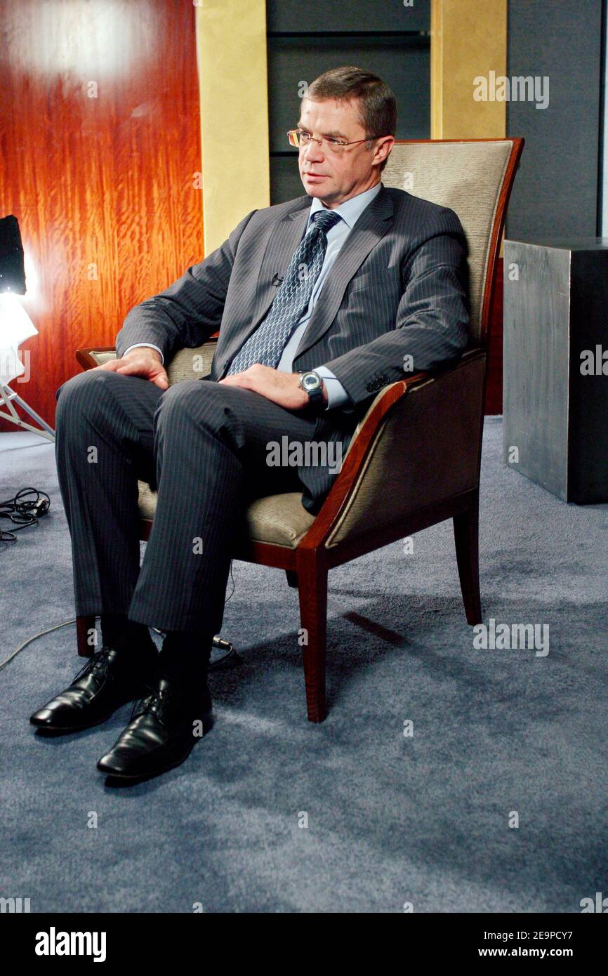 EXCLUSIVE. Deputy Chairman of the Management Commitee of Gazprom Alexander Medvedev during the press conference to announce the opening of Gazprom France held at the hotel 'Hyatt Randome' in Paris, France, on November 24, 2006. Photo by Benoit Pinguet/ABACAPRESS.COM Stock Photo