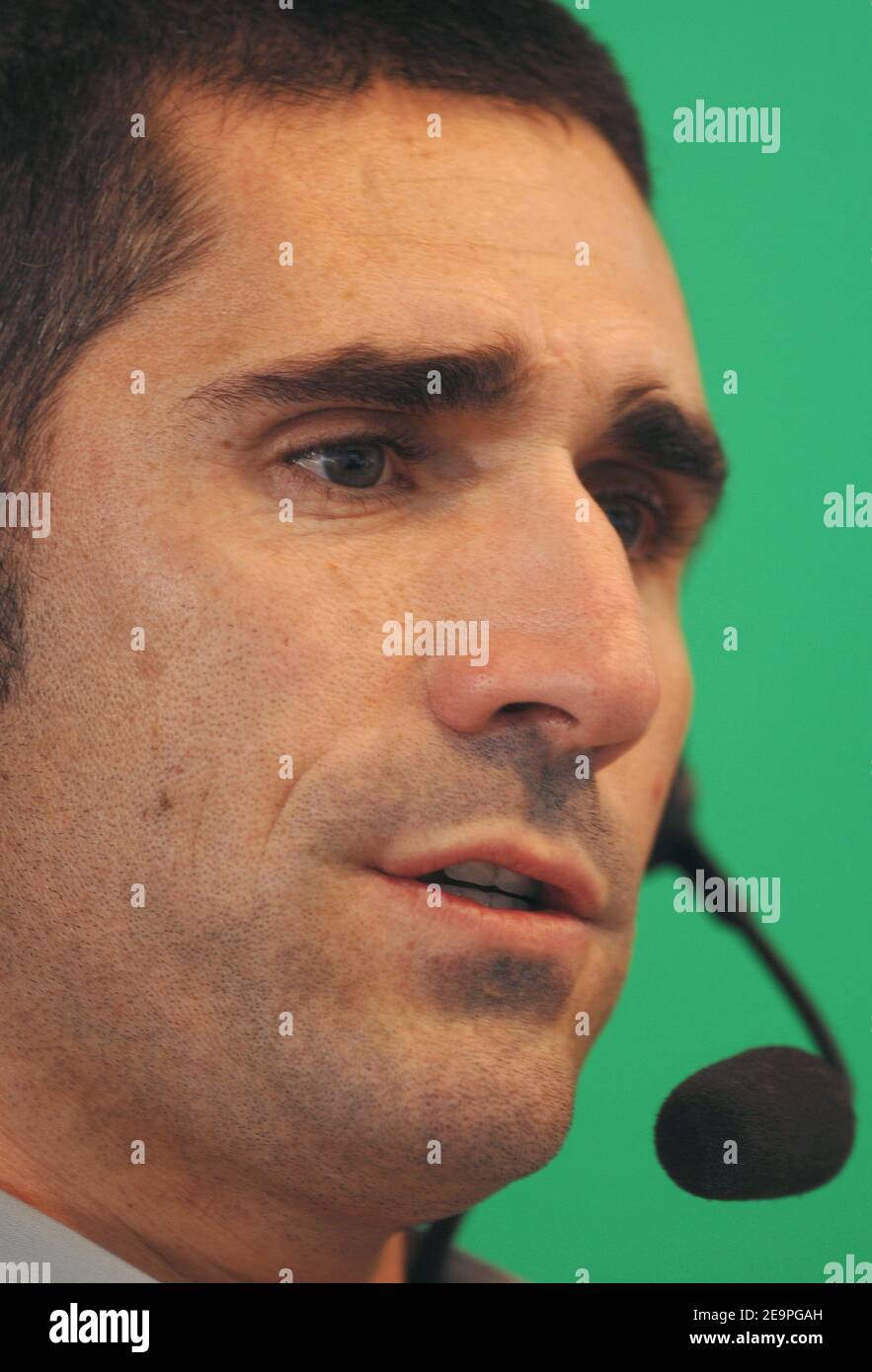 France's former champion and TV commentateur Franck Esposito during the French championships short course in Istres, south of France on December 3, 2006. Photo by Stephane Kempinaire/Cameleon/ABACAPRESS.COM Stock Photo