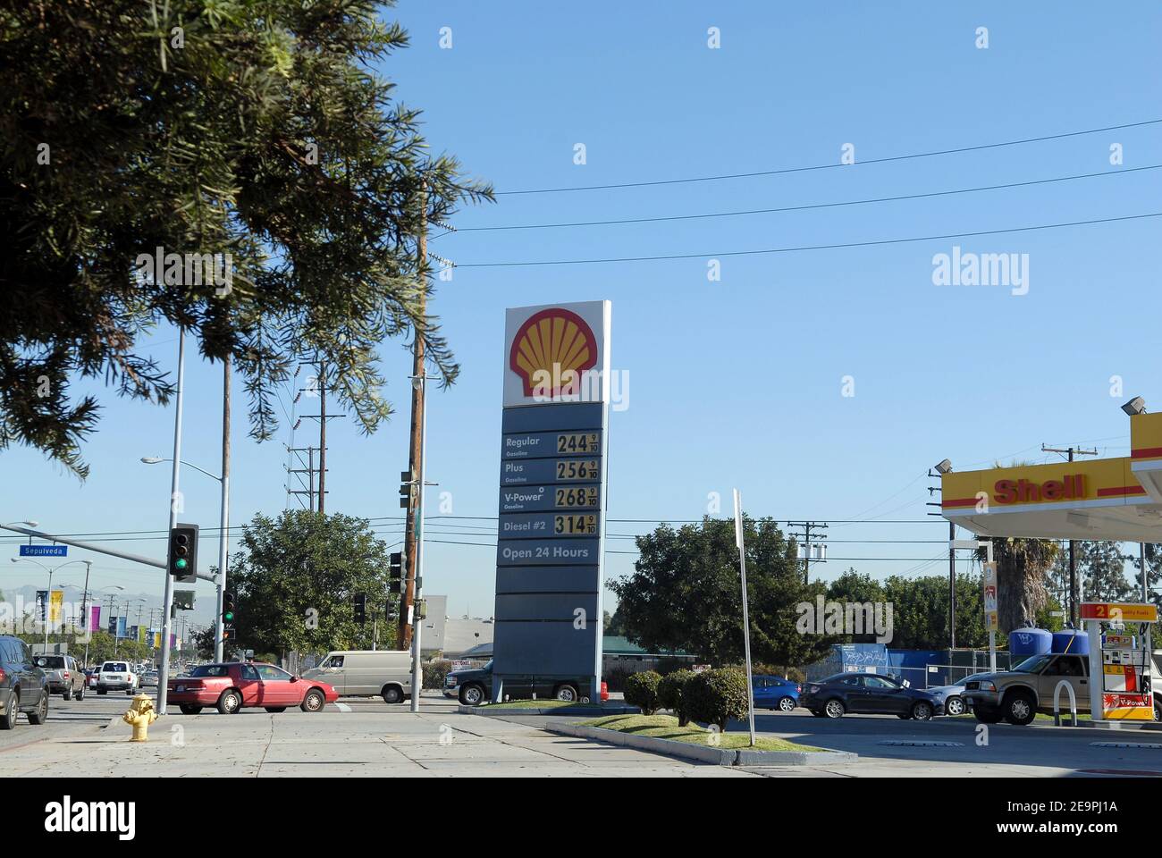 Gas station in Los Angeles, CA, USA on December 7, 2006. Photo by