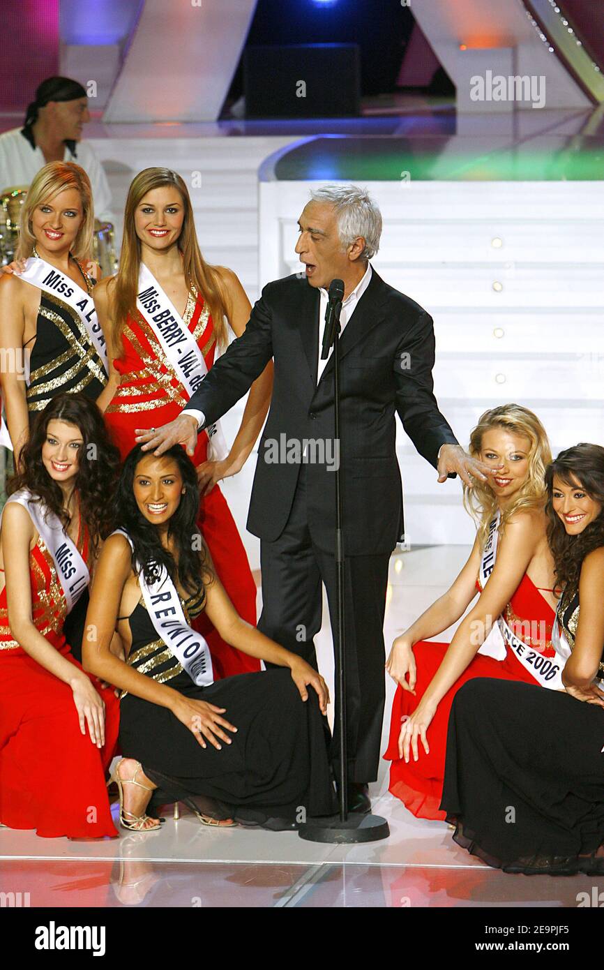 Gerard Darmon perfoms live with Miss France contestants during Miss France 2007 election held at the 'Futuroscope', in Poitiers, France, on December 9, 2006. Miss Picardie, Rachel Legrain-Trapani, is Miss France 2007. Photo by Patrick Bernard/ABACAPRESS.COM Stock Photo