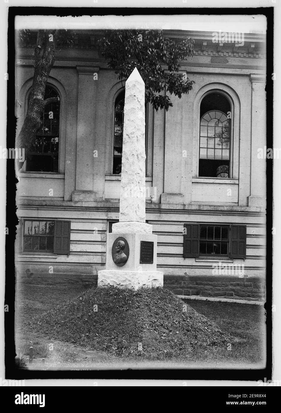 Mosby monument hires stock photography and images Alamy