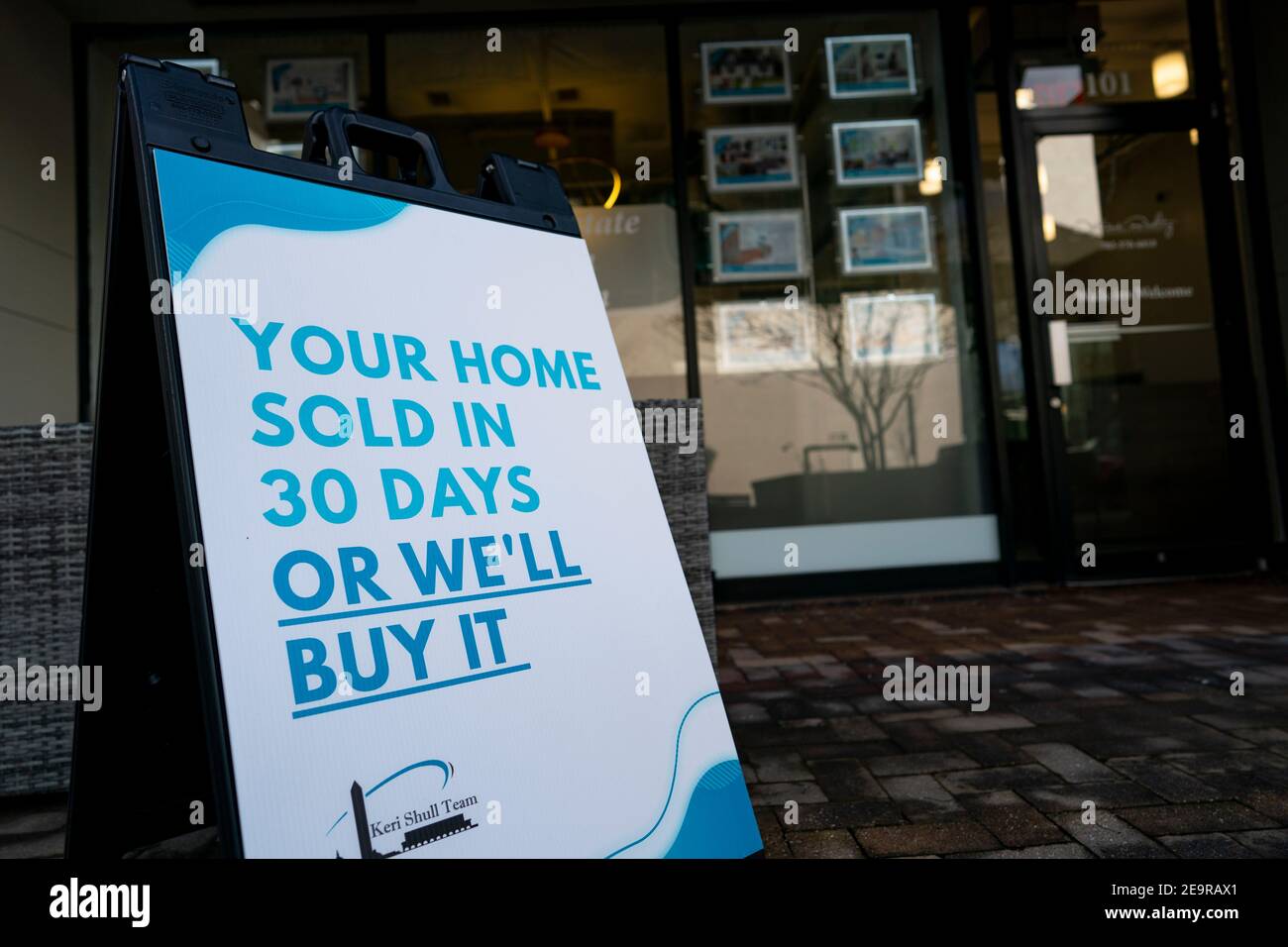 Washington, USA. 6th Feb, 2021. Photo taken on Feb. 5, 2021 shows a real estate transaction advertisement in Arlington, Virginia, the Untied States. U.S. employers added just 49,000 jobs in January, after slashing downwardly revised 227,000 jobs in December, the Labor Department reported Friday. Credit: Liu Jie/Xinhua/Alamy Live News Stock Photo