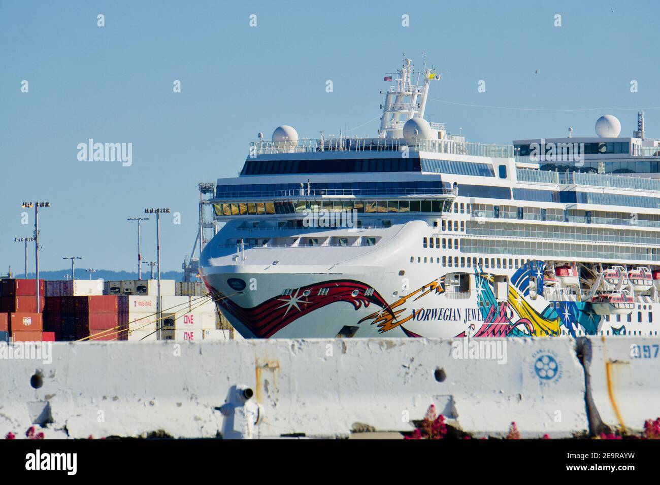 Norwegian Jewel cruise ship, operated by the Norwegian Cruise Line, parked at the Port of Oakland during COVID pandemic. Oakland, CA, USA Stock Photo