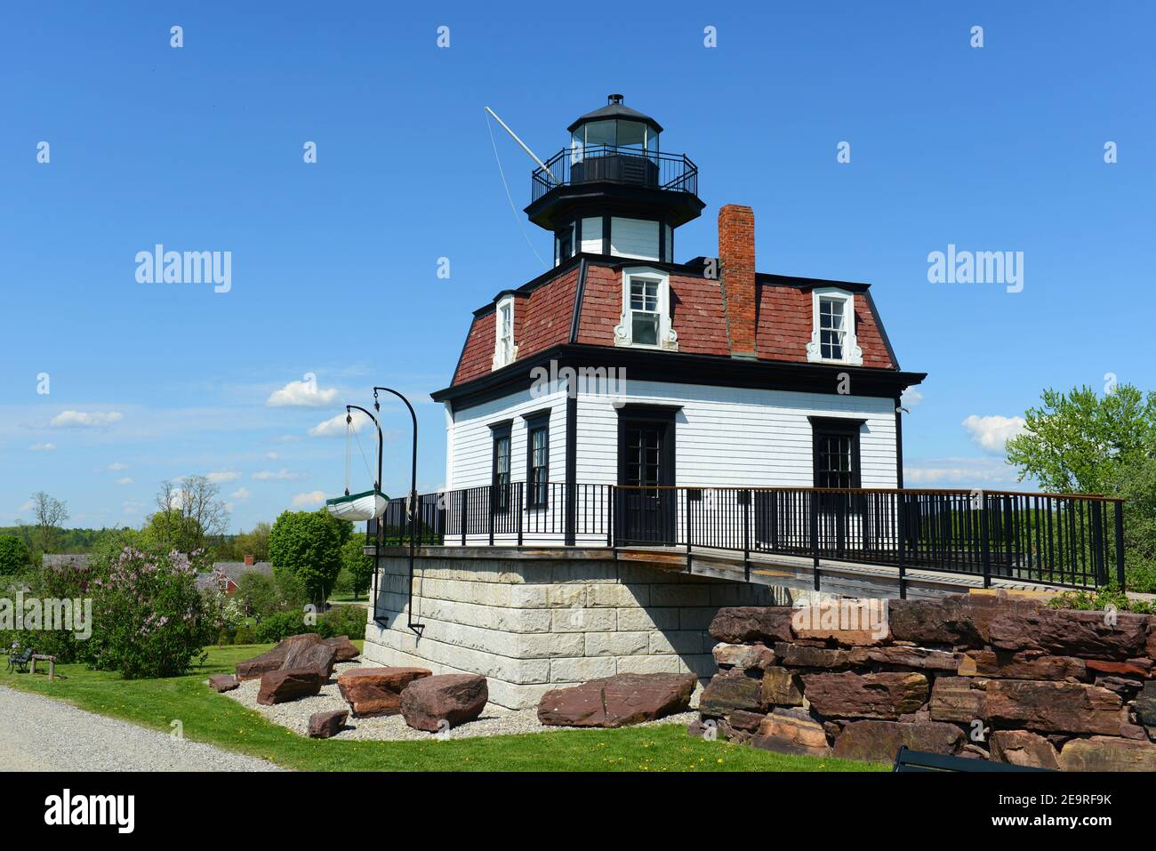 Colchester Reef Light was a antique lighthouse at Colchester Point in