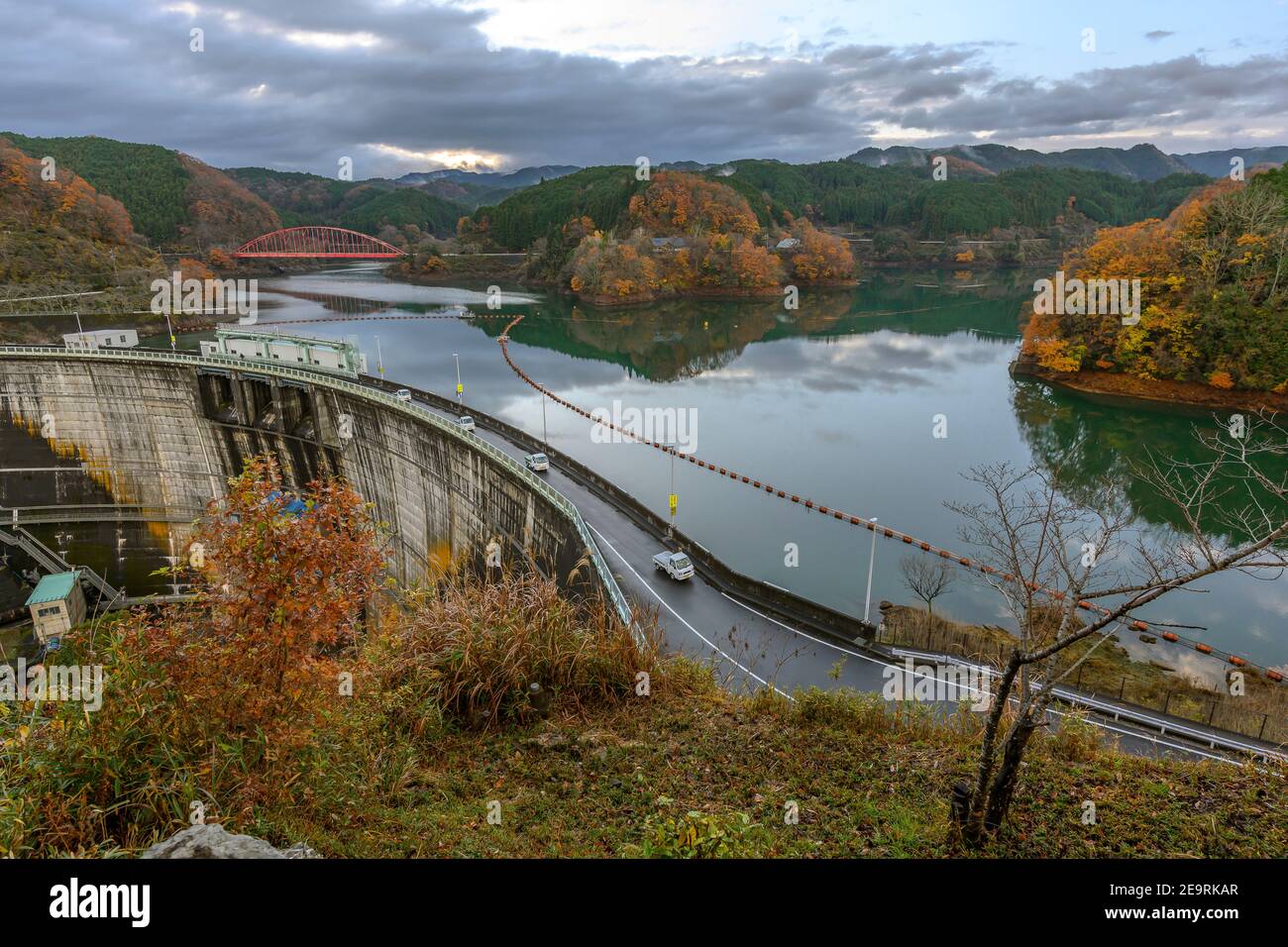 Panorama view at Shorenji Dam and Lake Shorenji in Mie Prefecture, Japan, in the early morning of autumn, view from above. Stock Photo