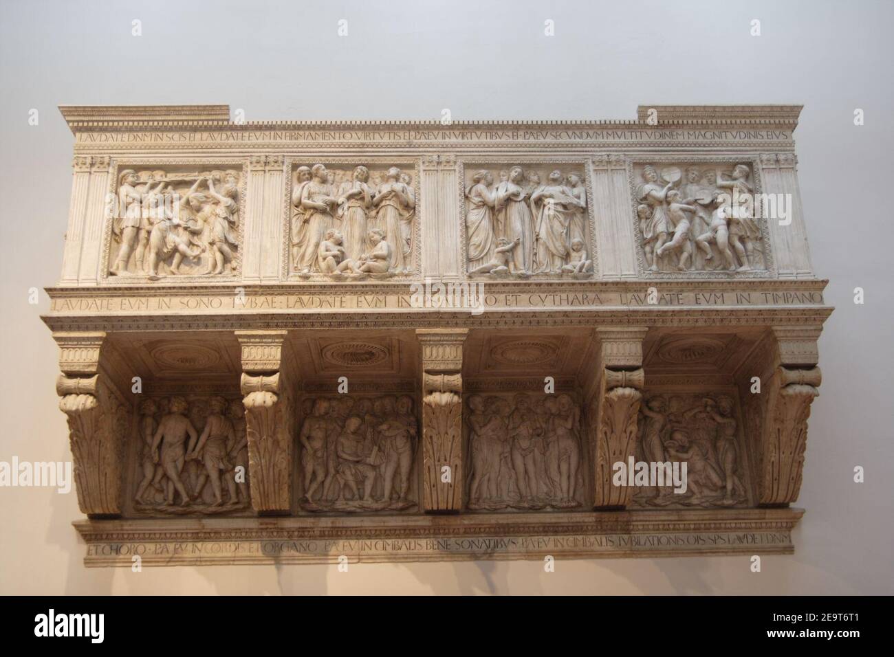 Museo Dell Opera Di Santa Maria Del Fiore Luca Della Robbia Choir Stock 