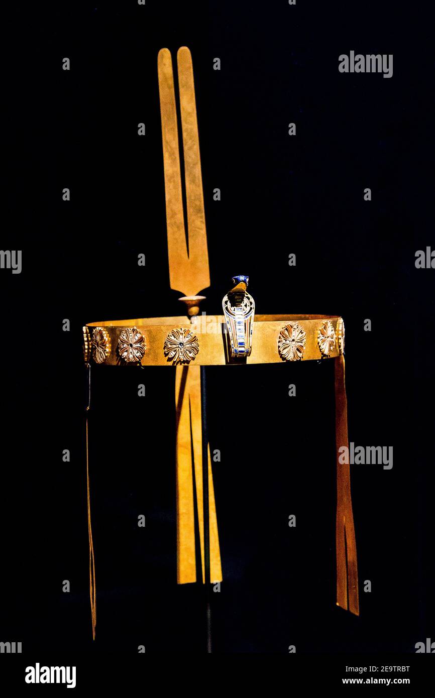 Cairo, Egyptian Museum, from the tomb of SatHathorIunet, daughter of Senusret 2, el-Lahun : A diadem, with rosettes, cobras, ribbons and feathers. Stock Photo