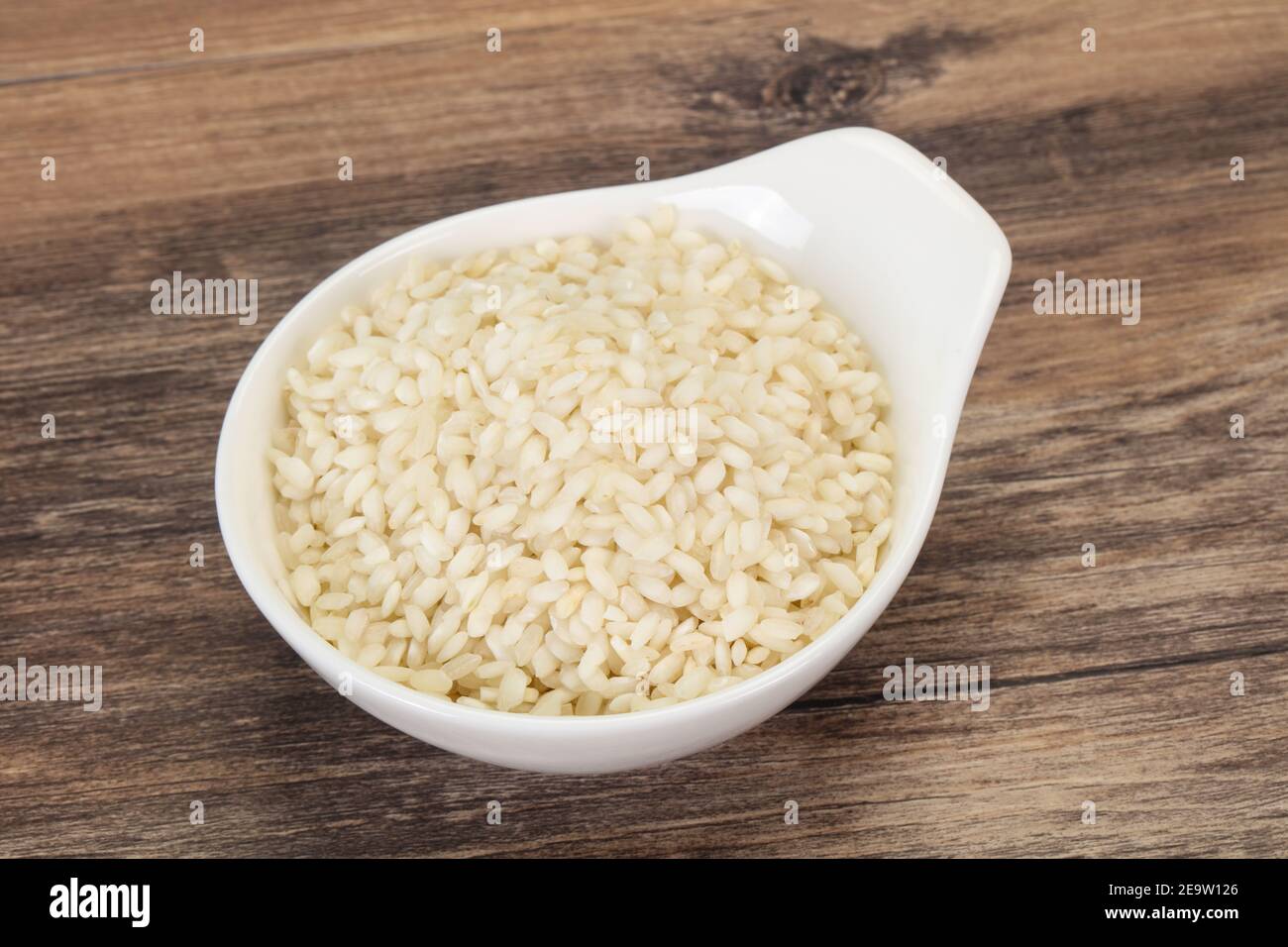 Raw Arborio rice for Italian risotto Stock Photo Alamy