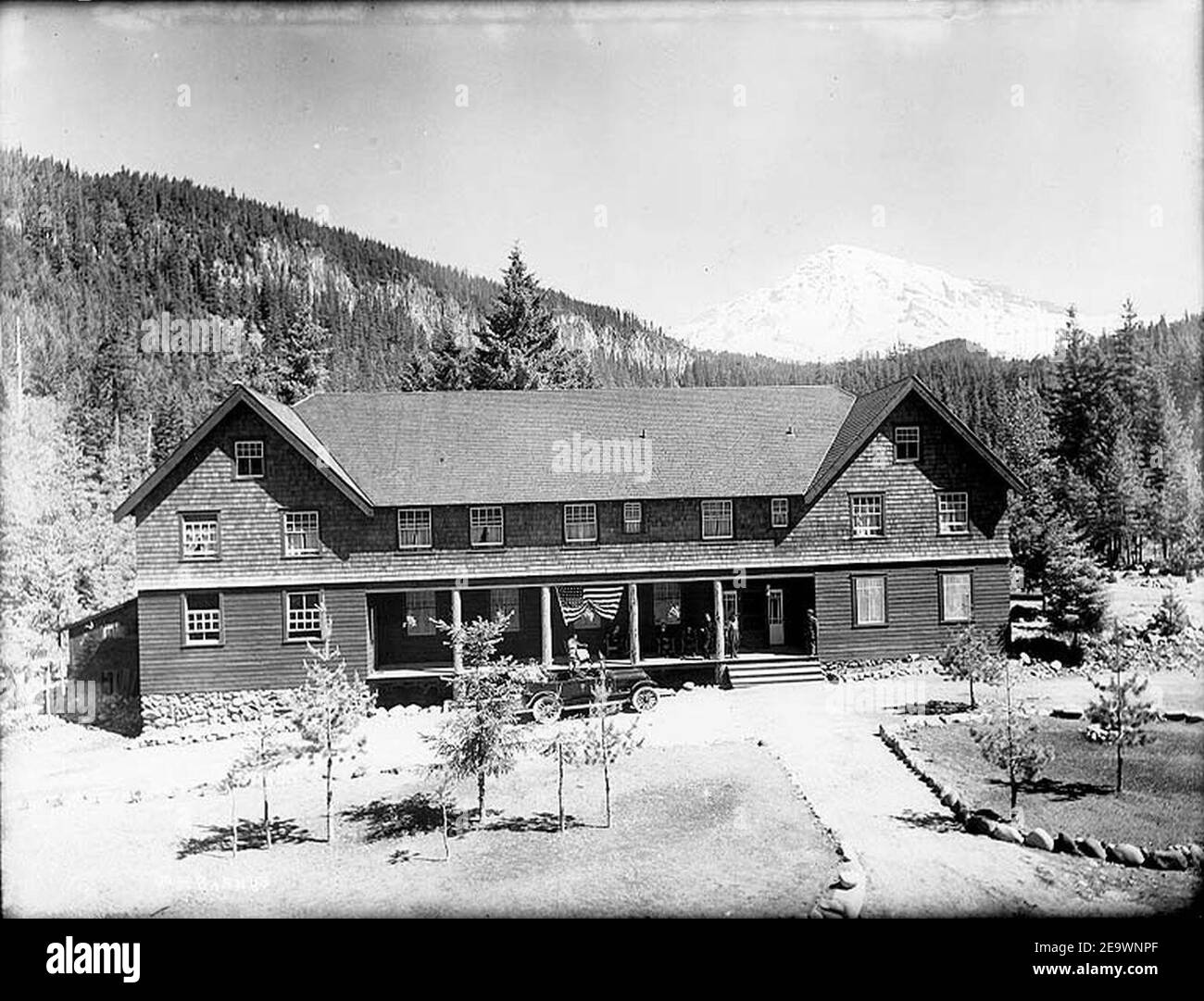 National Park Inn Annex at Longmire, Mount Rainier National Park ...