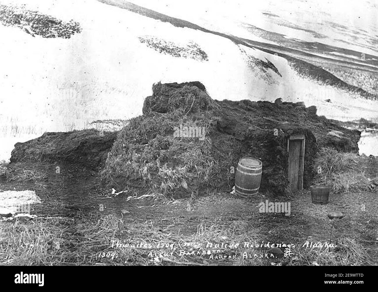 Native residence, Akutan, ca 1910 Stock Photo