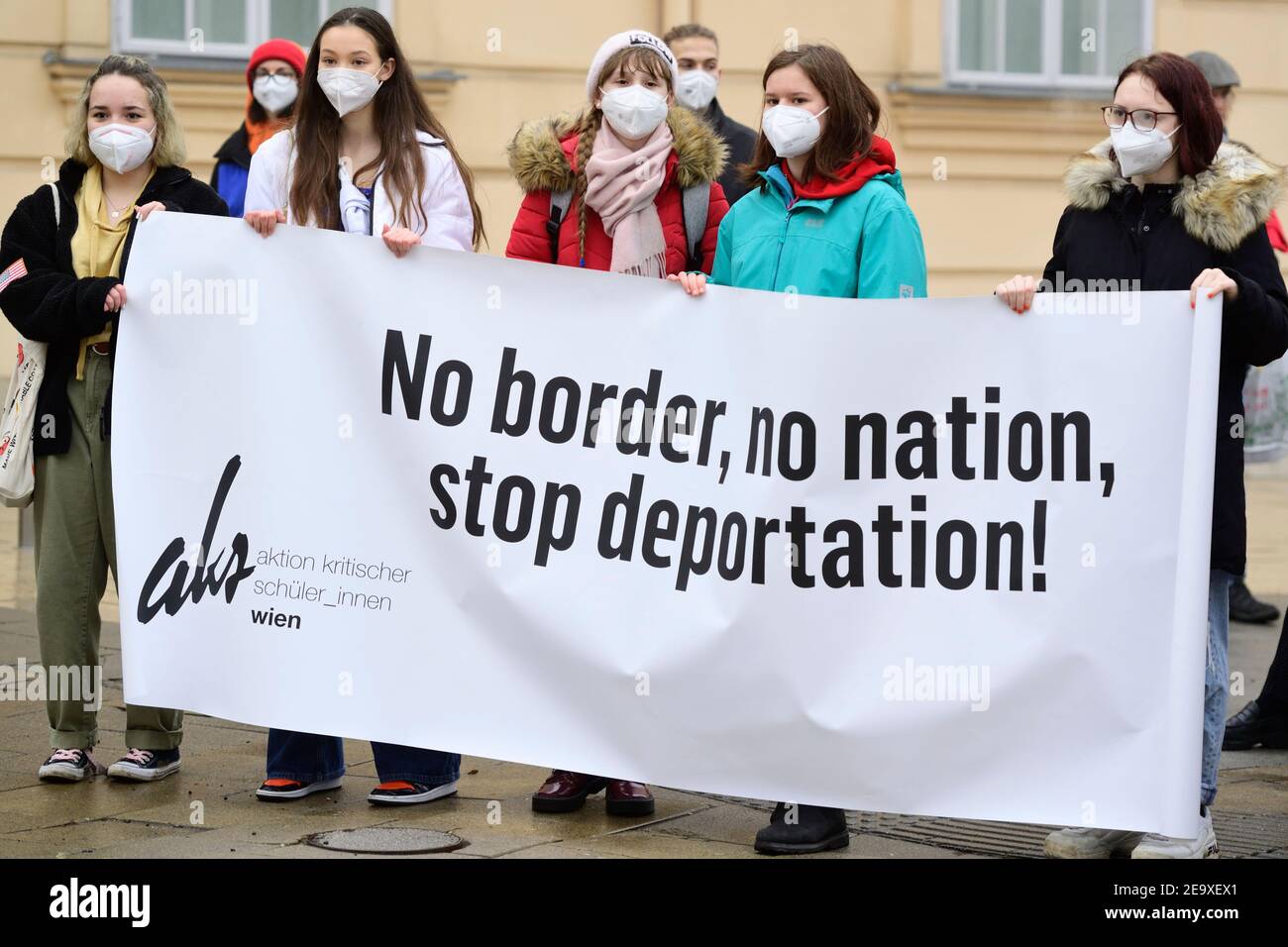 Vienna, Austria. 6th Feb, 2021. Schoolchildren from Vienna demonstrate against the deportation of schoolgirls to Georgia. Credit: Franz Perc/Alamy Live News Stock Photo