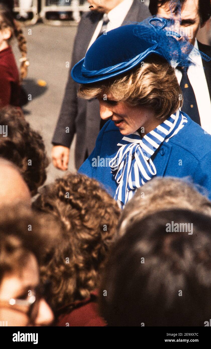 HRH Princess Diana with children in Cardiff March 27, 1984: whilst opening the new Welsh National Opera Rehearsal Studios in Cardiff, Wales. Stock Photo