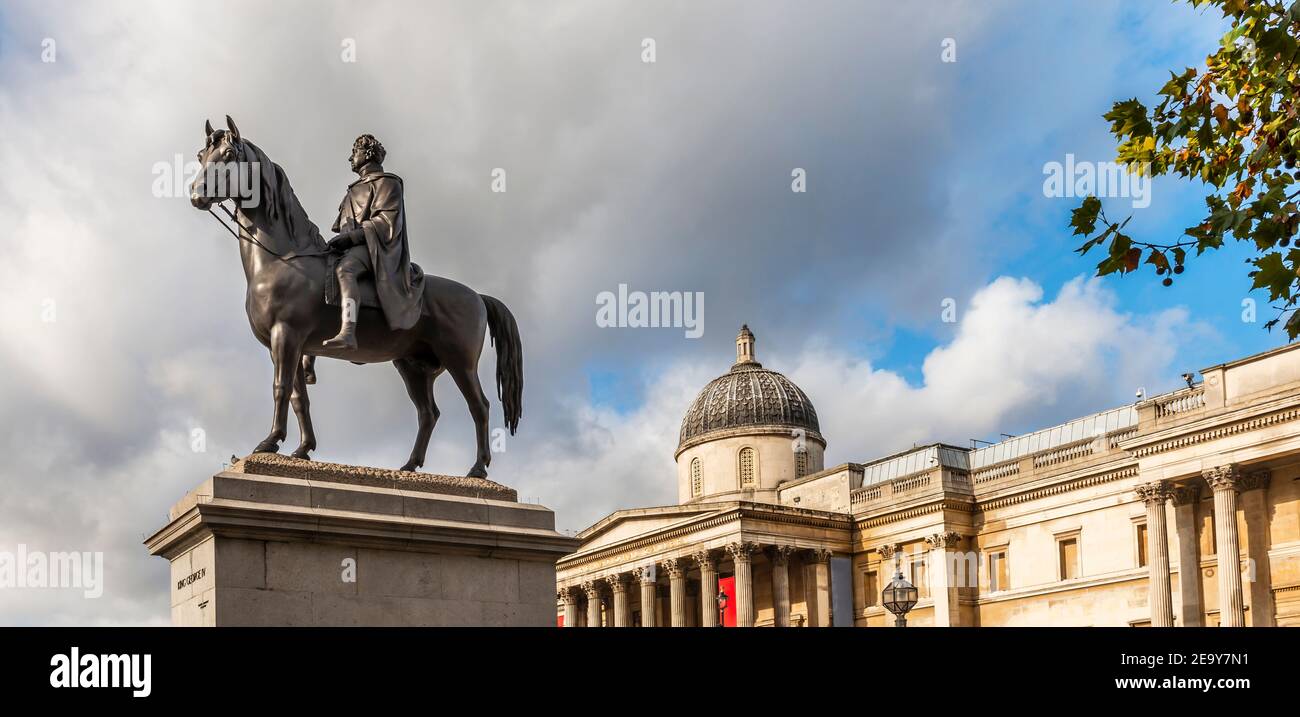 Statue of King George IV in front of the National Gallery on Trafalgar Square in London, England, United Kingdom Stock Photo