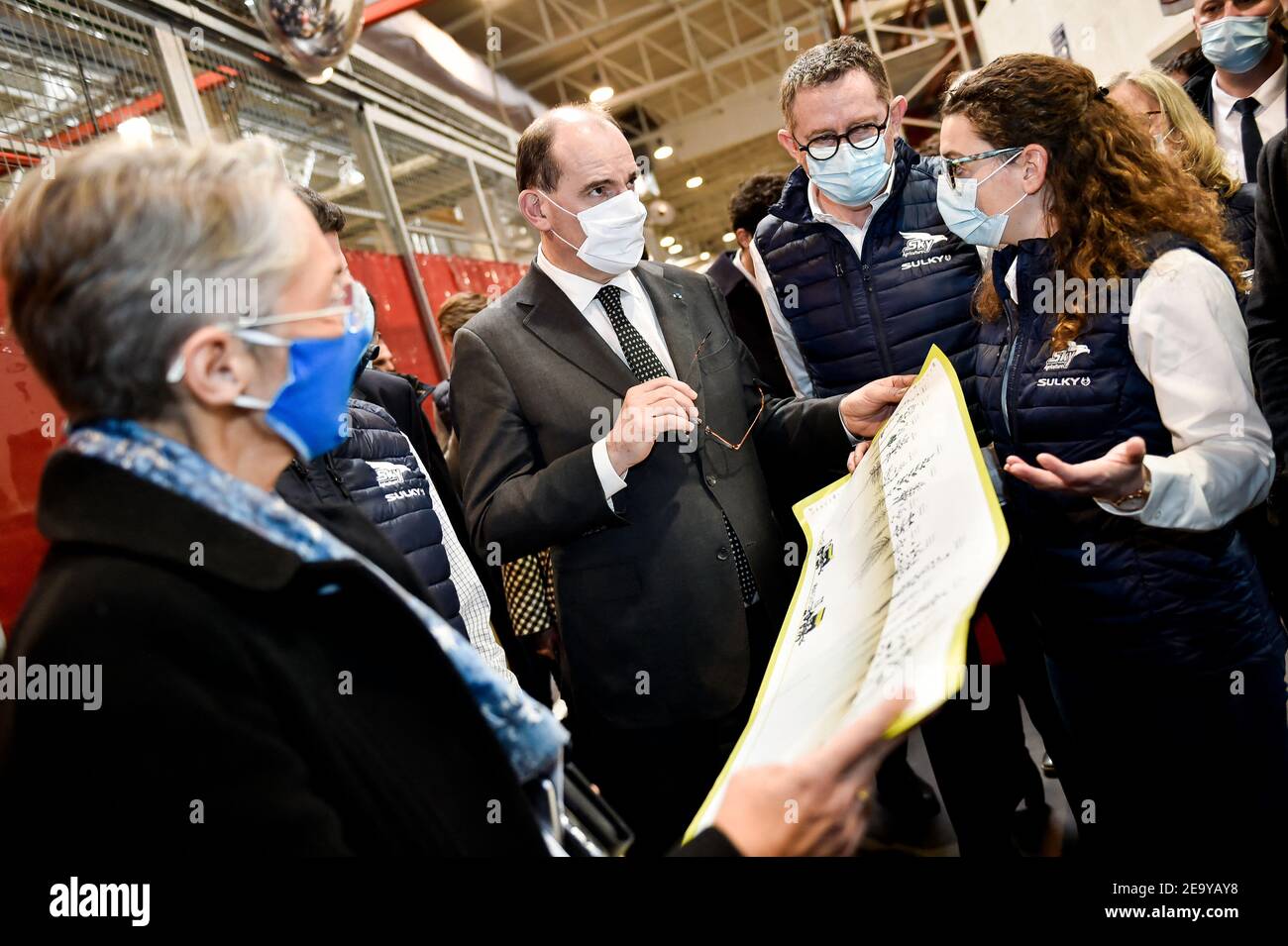 French Prime Minister Jean Castex visited an agricultural equipment factory in Chateaubourg, a Sulky company. After having visited the facilities in the company of Jean Yves Le Drian and Elisabeth Borne and the CEO of Sulby Mr Burel, he discussed at length on the integration of young people and reviewed the government s action in favor of the employment of young people. 16-25 years old. Jean Castex a visite une usine de materiel agricole, a Chateaubourg, entreprise Sulky. Apres avoir viste les installations en compagnie de jean Yves Le Drian et Elisabeth Borne et du PDG de Sulby Mr Burel, il a Stock Photo