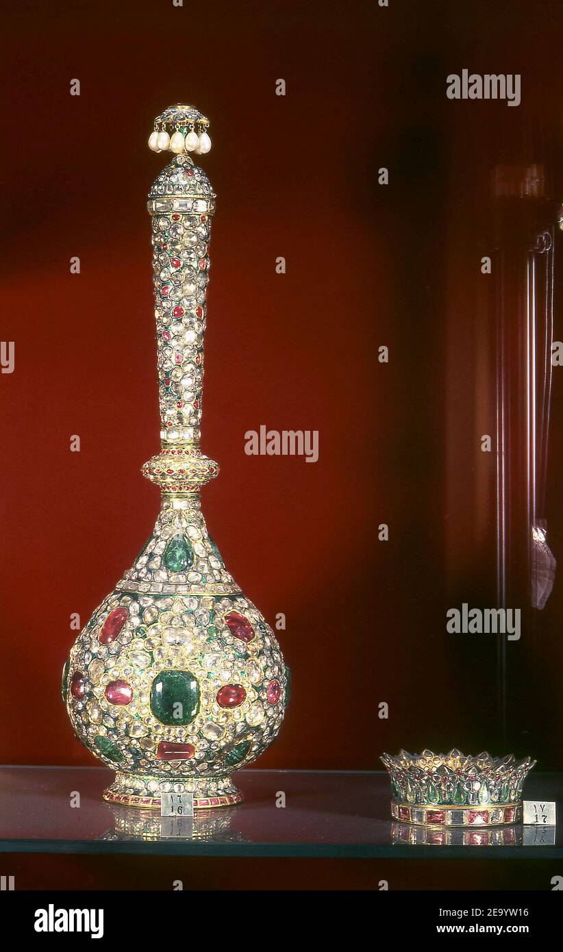 EXCLUSIVE. A piece of the Iranian Crown which belongs today to the Museum of Iranian Crown Jewels located in the basements of the Melli Bank in Tehran, Iran. Photo by Alexis Orand/ABACA. Stock Photo