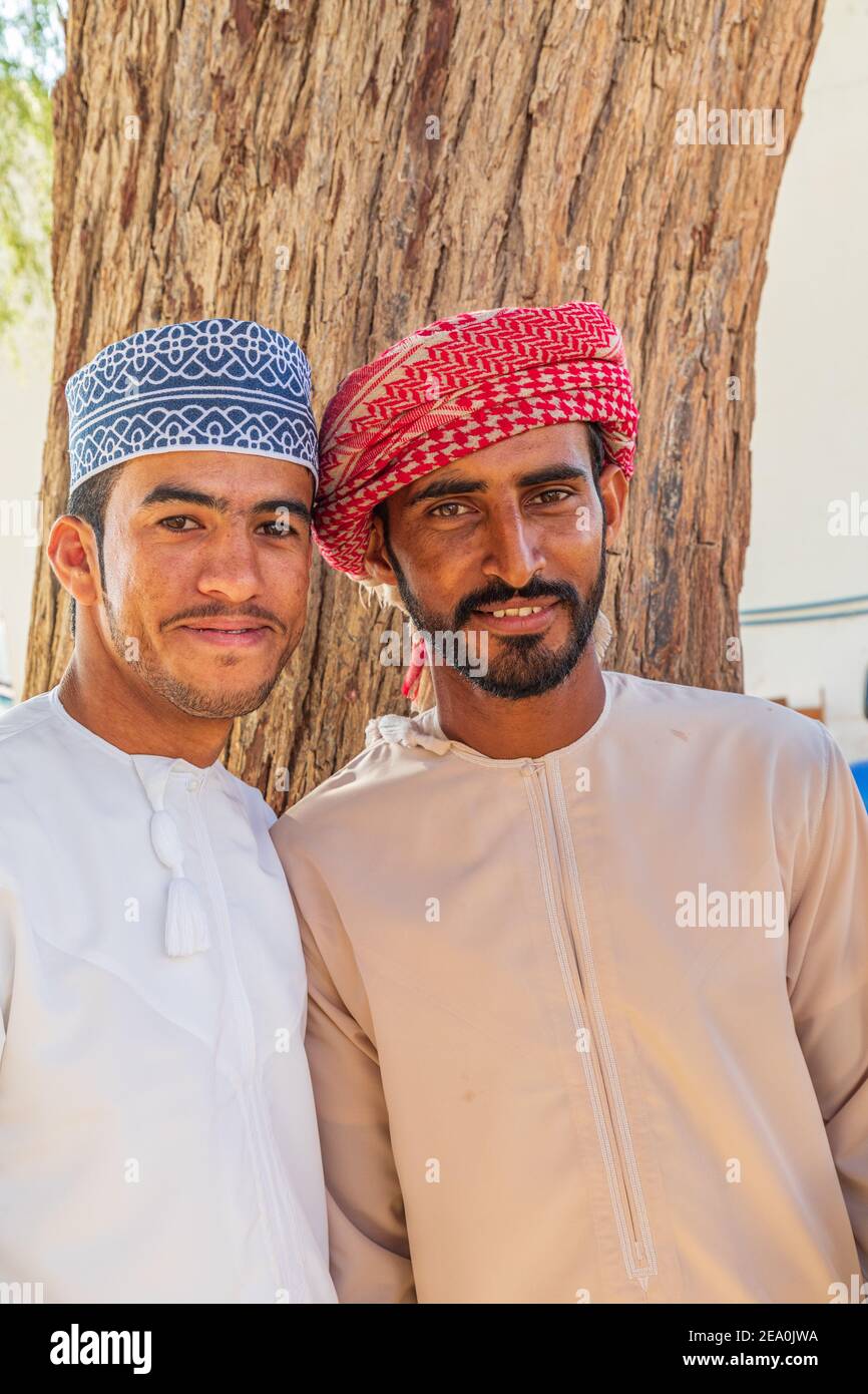 Omani men in traditional dress hires stock photography and images Alamy