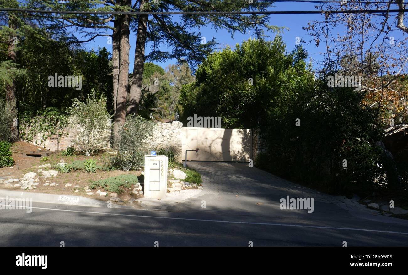 2660 benedict canyon hires stock photography and images Alamy