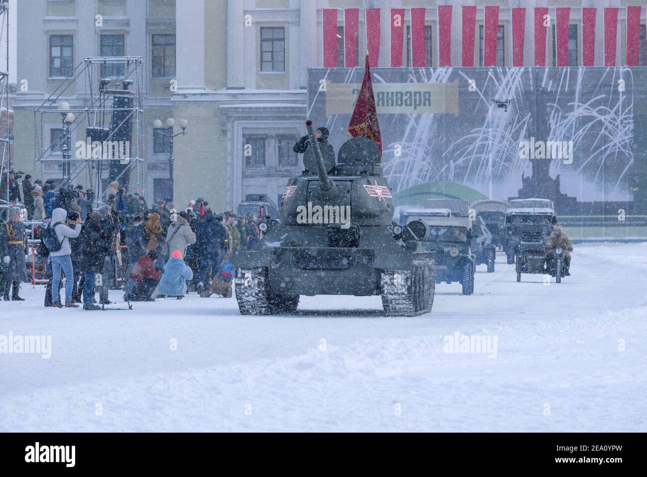 SAINT PETERSBURG, RUSSIA - JANUARY 24, 2019: Soviet T-34-85 tank opens a military parade in honor of the complete lifting of the blockade of Leningrad Stock Photo