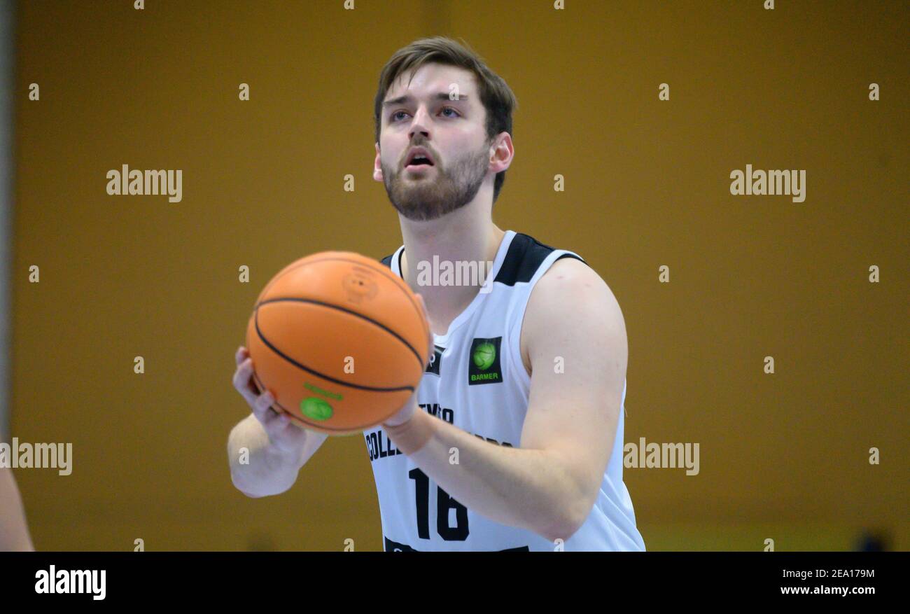 Karlsruhe, Deutschland. 03rd May, 2021. Individual action, cut-out Moritz  Baer (Wizards). GES/Basketball/Pro B: KIT Arvato College Wizards - Dresden  Titans, 02/07/2021 | usage worldwide Credit: dpa/Alamy Live News Stock  Photo - Alamy